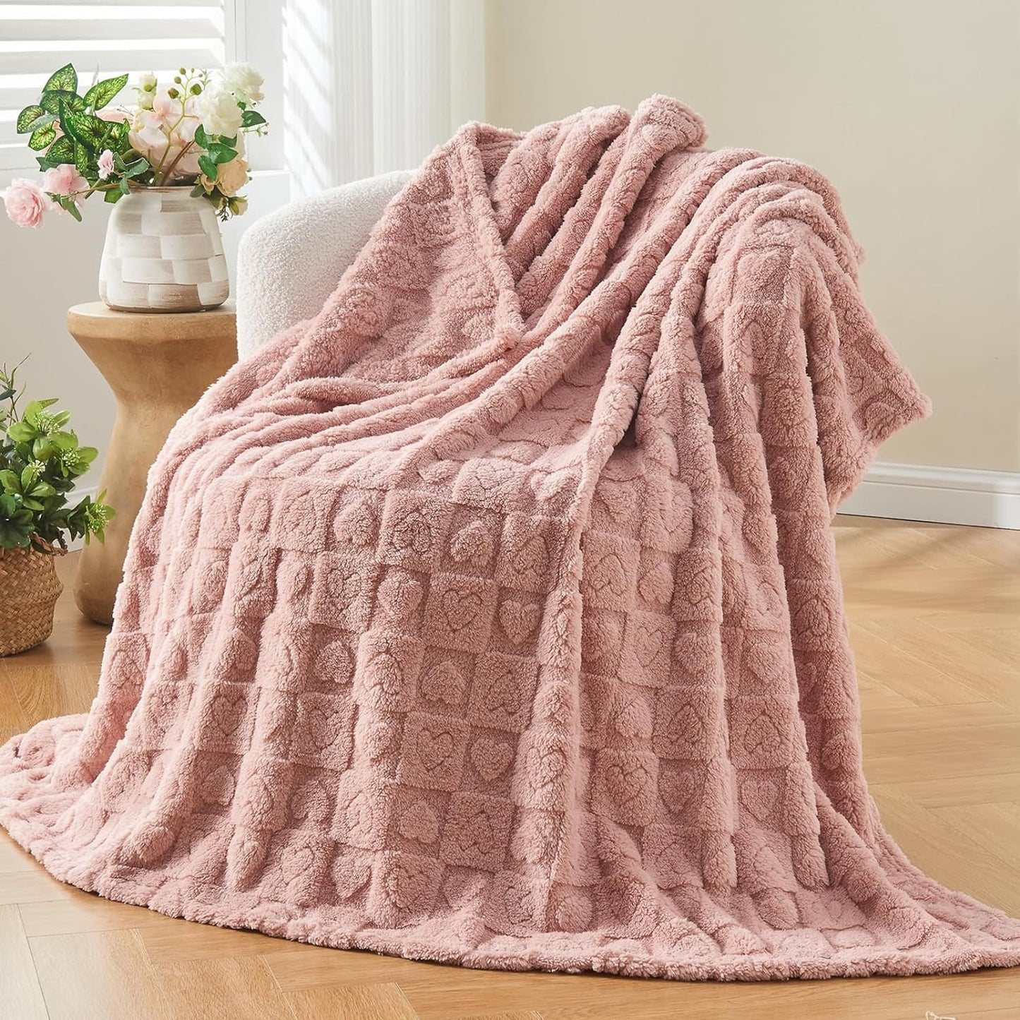 PREORDER: Plush Checker & Heart Blanket 12.16.24