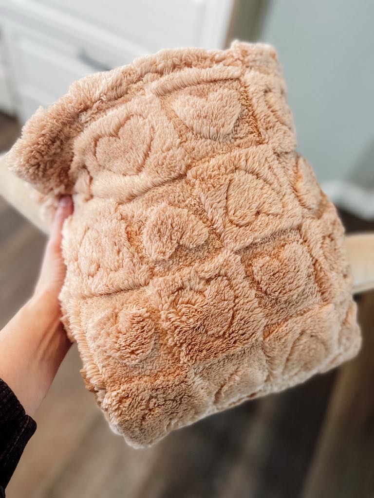 PREORDER: Plush Checker & Heart Blanket 12.16.24