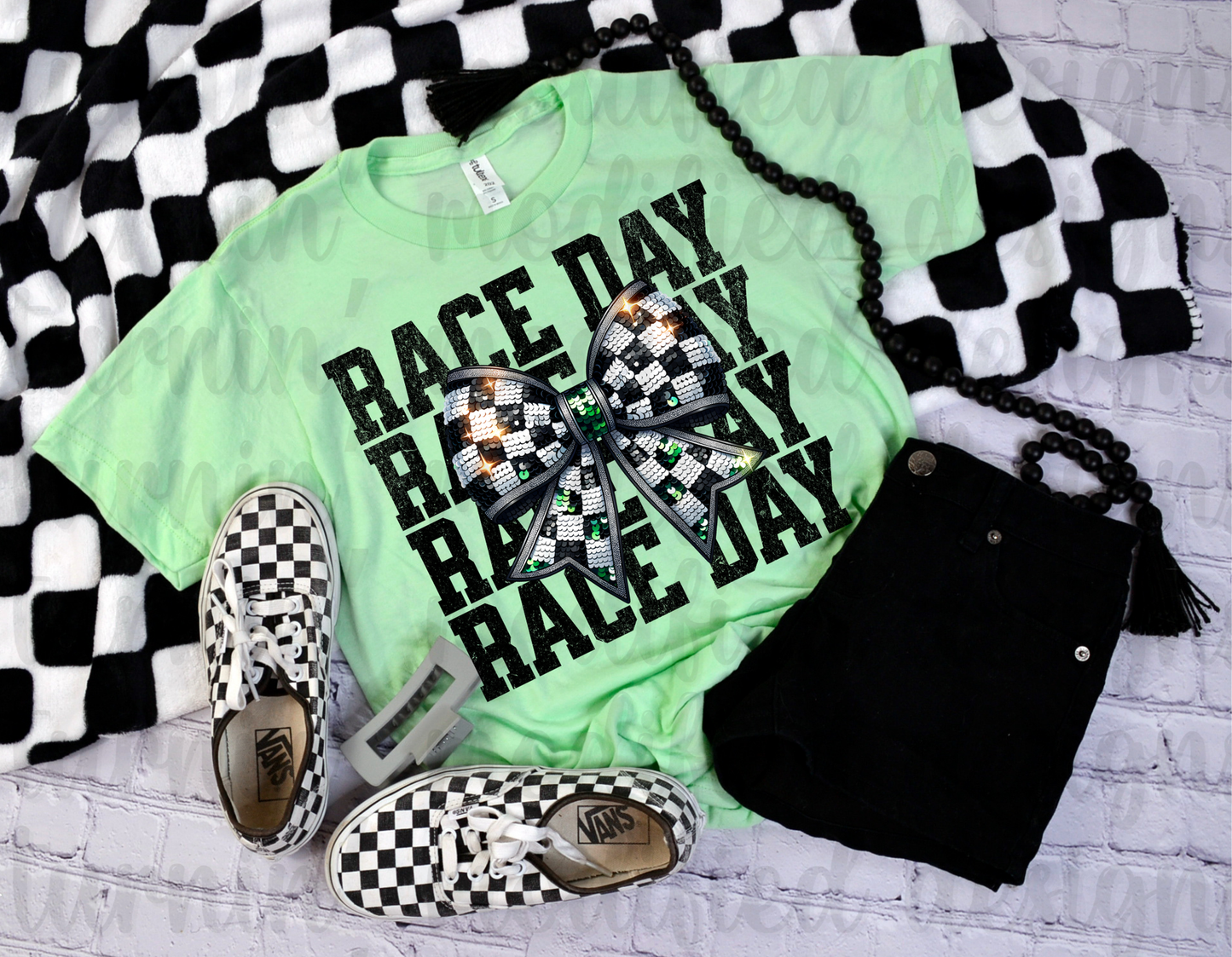 Stacked Race Day W/ Bow