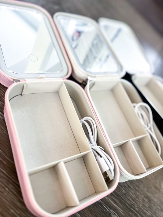 Rts: lighted travel case