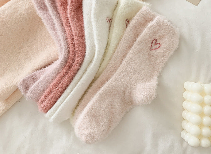 PREORDER: Fuzzy Valentine Heart Socks 12.23.24