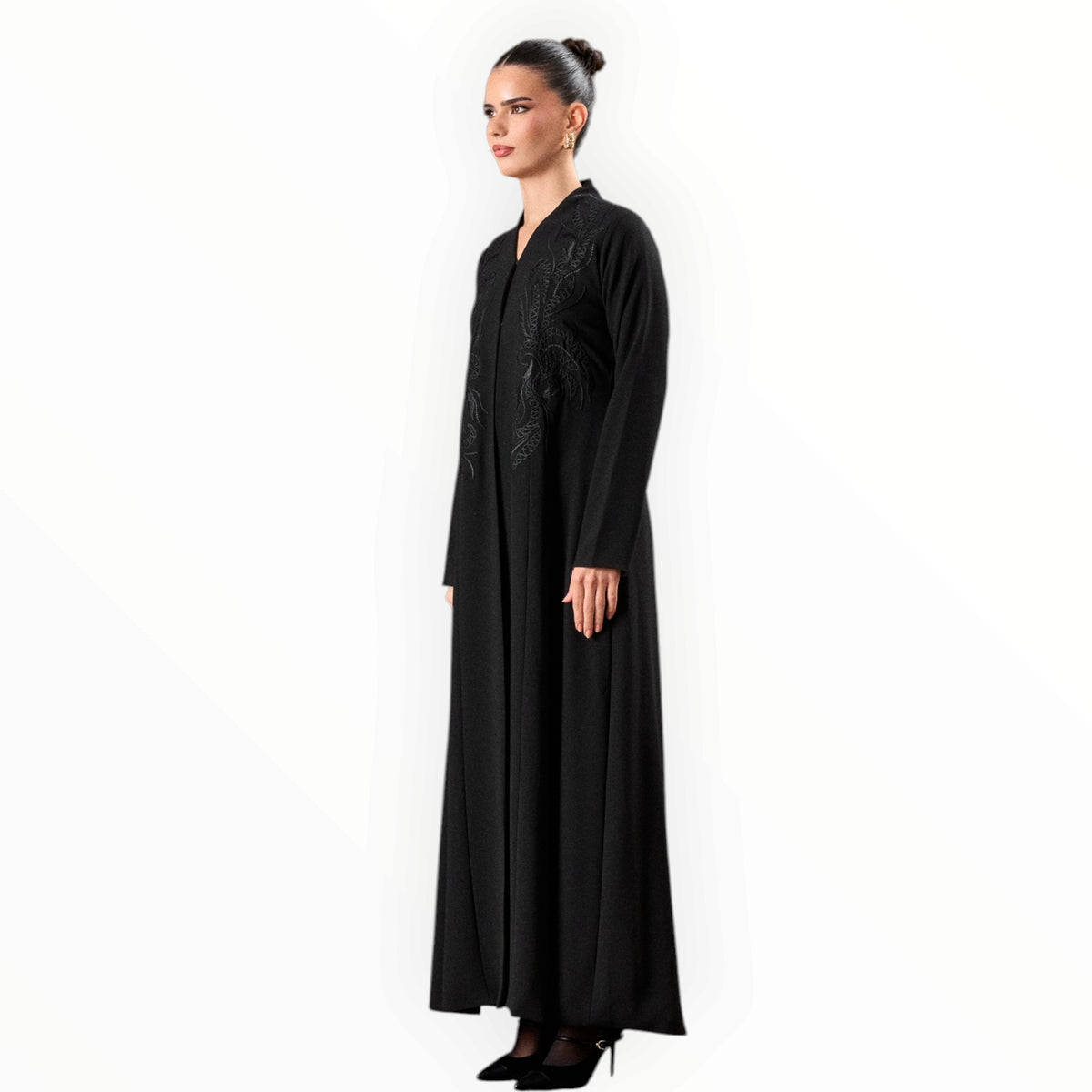 Embroidered abaya