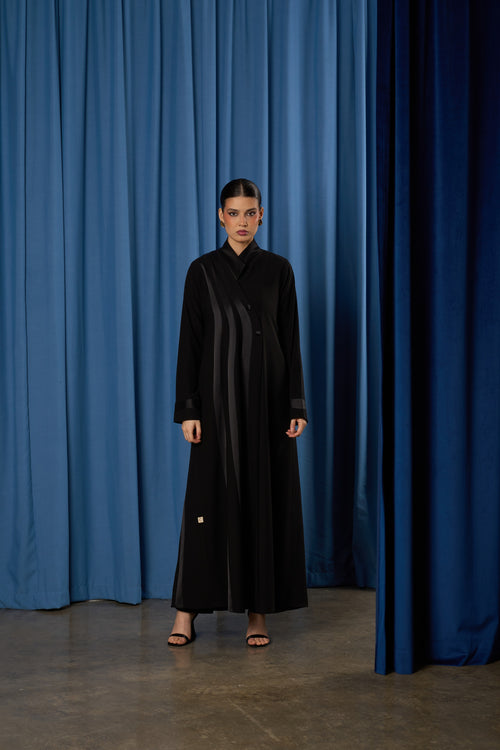 03-Black-Satin-Diagonal-Panels