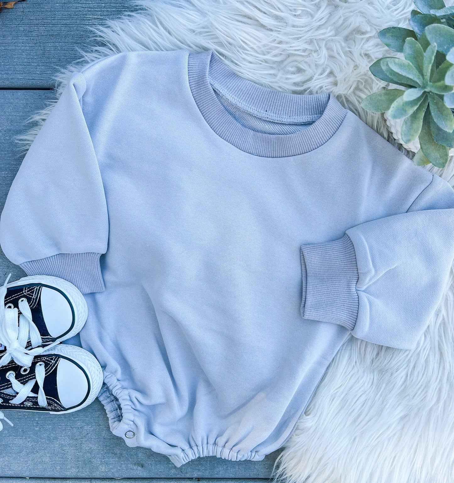 RTS: BLANK SWEATER CREWNECK BUBBLES*